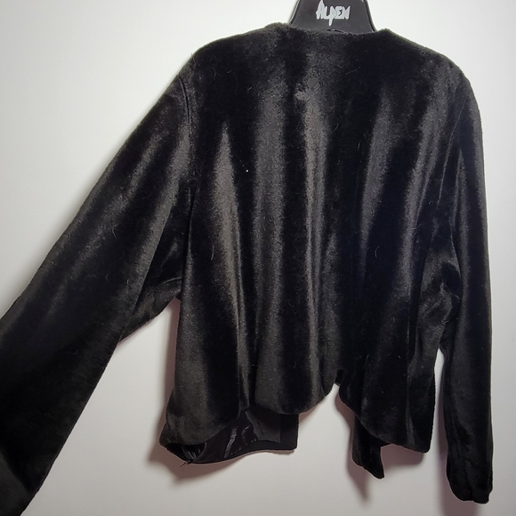 Vintage Koret fuzzy/ faux fur black cardigan - Picture 5 of 5